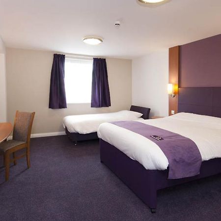 Premier Inn Glenrothes Exterior foto